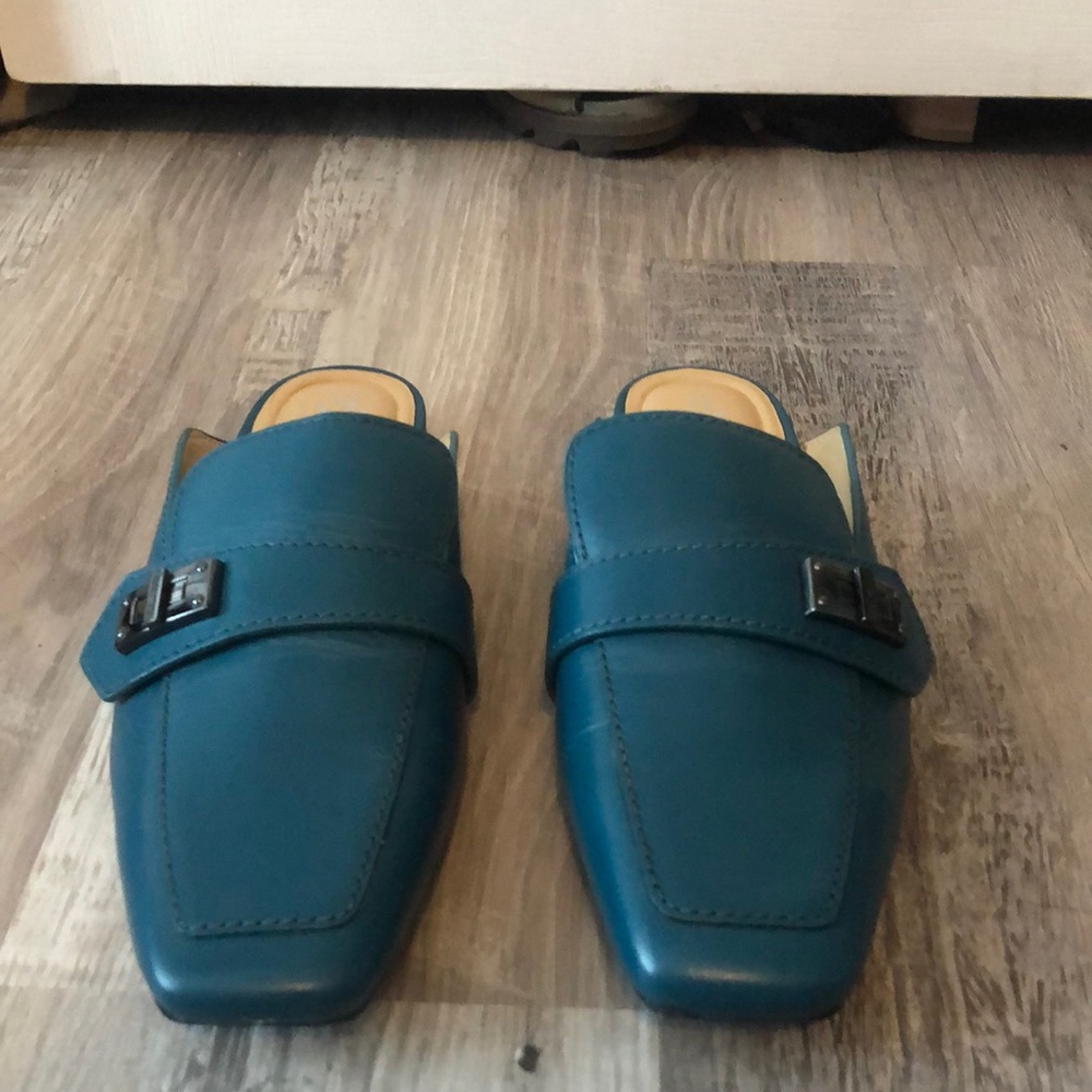 New Nine West mules size 7 1/2